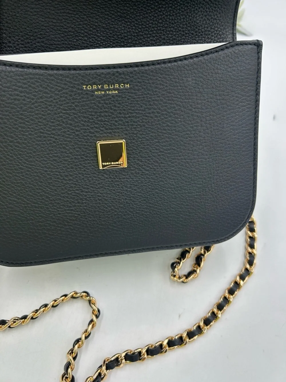 Women's TORY BURCH black  Eleanor Bag NWT